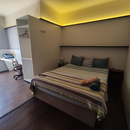 Pousada Casa Dos Gattos - Prox Ao Aeroporto Гуарульос Екстериор снимка