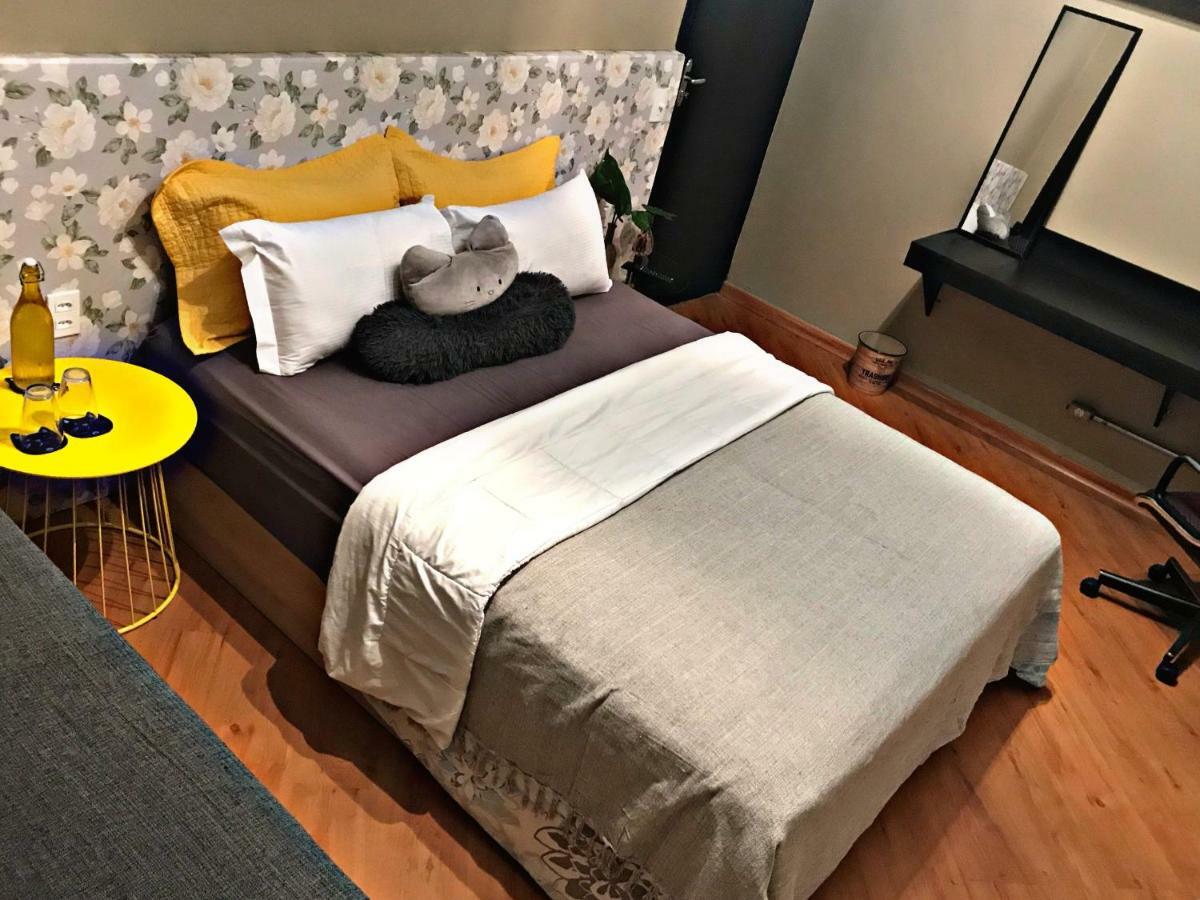 Pousada Casa Dos Gattos - Prox Ao Aeroporto Гуарульос Екстериор снимка